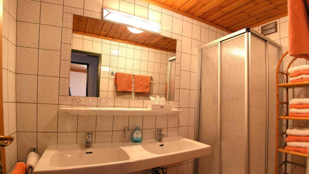 Apartamento Haus Am Platz - Weitgasser Altenmarkt im Pongau Habitación foto